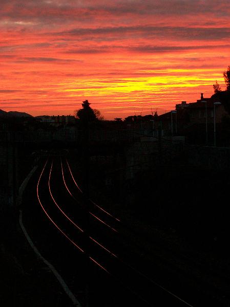 100_1071_b.JPG